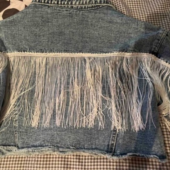 Boho  Button Front Crop Raw Hem Denim Jacket - Picture 8 of 10